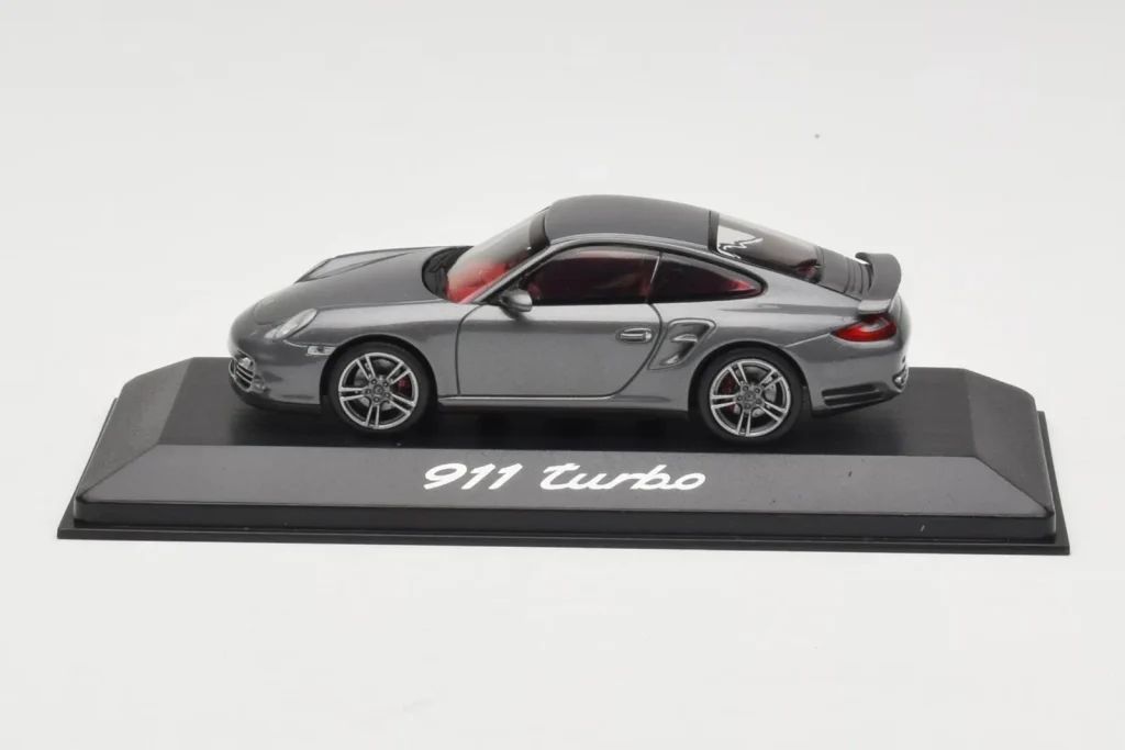 车型 1:43 Porsche 911 997 Turbo Anthracite 灰色 Minichamps
