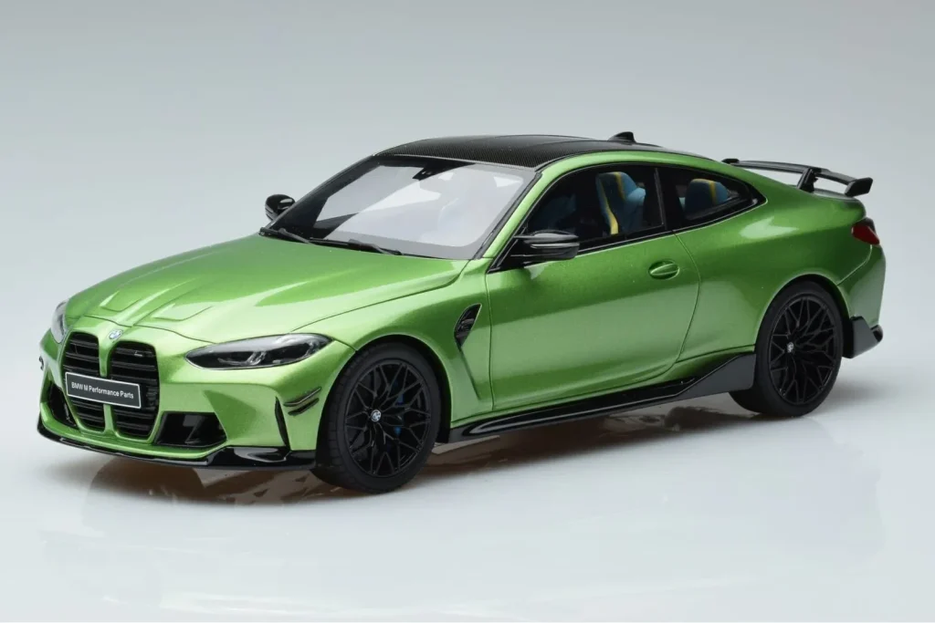 โมเดลรถ 1:18 BMW M4 G82 Competition M Performance GT Spirit