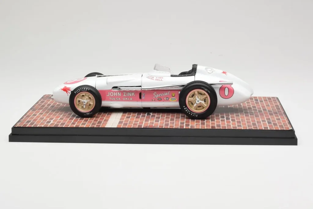 โมเดลรถ 1:18 Watson Roadster #8 P. Flaherty John Zink Racing Indianapolis 500 Winner ปี 1956 Carousel 1 (มือสอง)