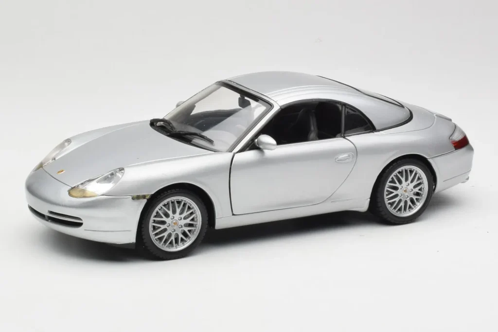 车型 1:18 Porsche 911 996 Carrera Cabriolet 银色 Hot Wheels
