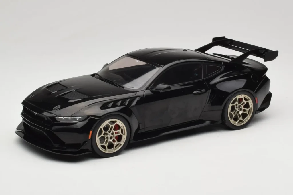 Model 1:18 Ford Mustang S650 GTD Black IXO