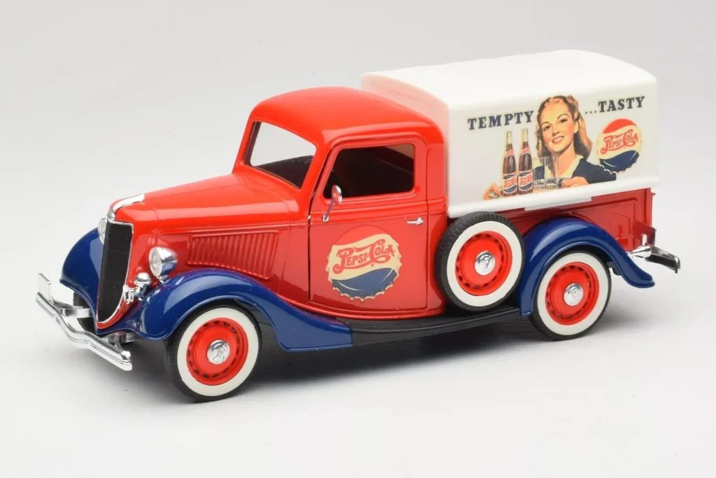 โมเดลรถ 1:18 Ford Pickup Truck Pepsi-Cola Solido (มือสอง)
