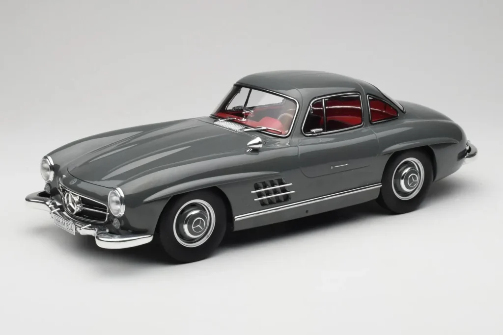 โมเดลรถ 1:12 Mercedes 300SL W198 Gullwing Graphite สีเทา Norev