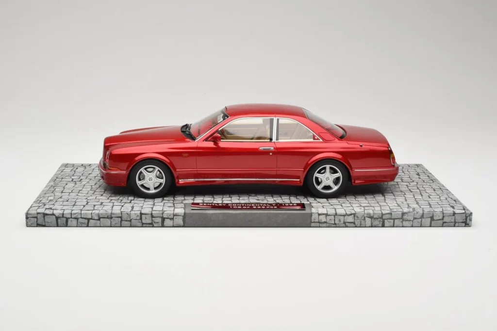 โมเดลรถ 1:18 Bentley Continental R สีแดงเมทัลลิก Minichamps (มือสอง)