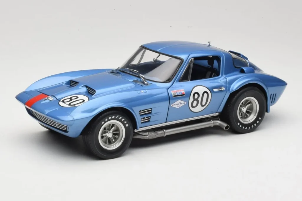 车型 1:18 Chevrolet Corvette Grand Sport GT #80 R. Penske Chevrolet Nassau Speed Week 年 1963 Exoto