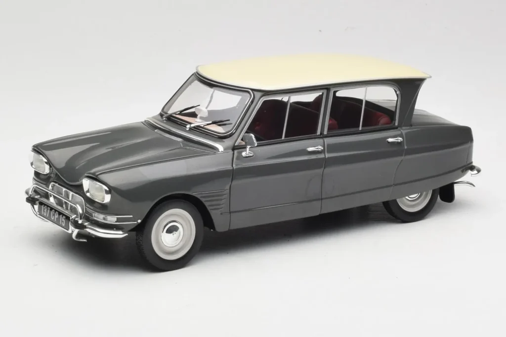 โมเดลรถ 1:18 Citroen Ami 6 สีเขียว Norev (มือสอง)