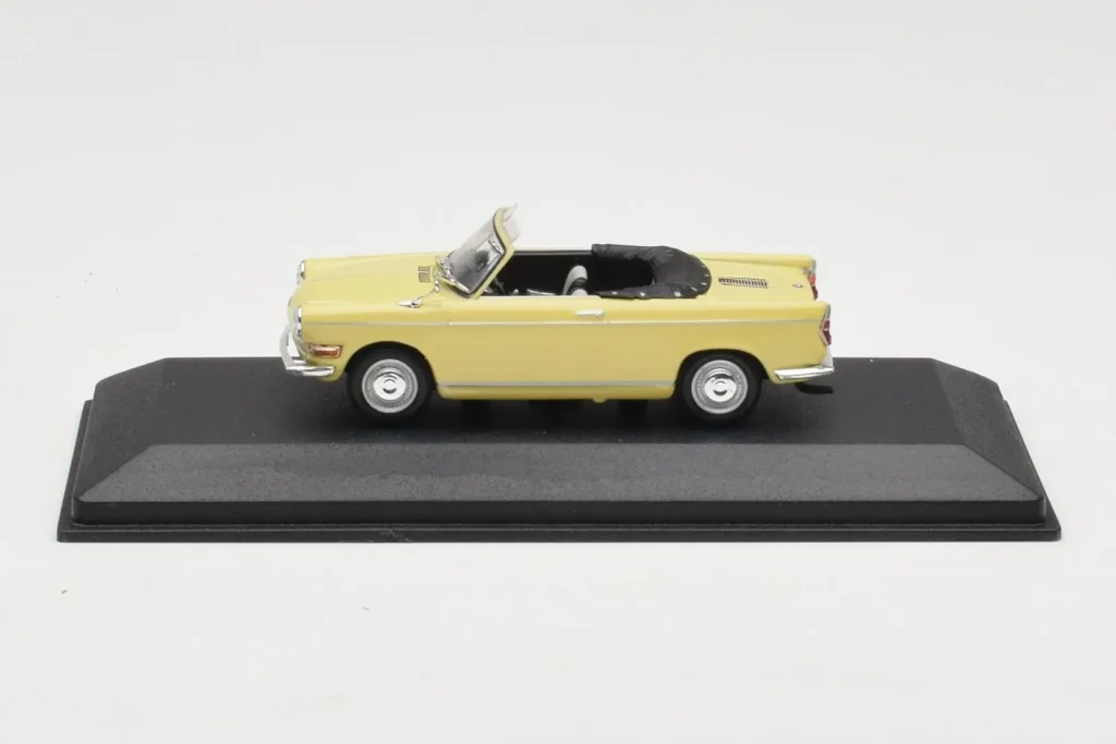 车型 1:43 BMW 700 Cabriolet 黄色 Minichamps