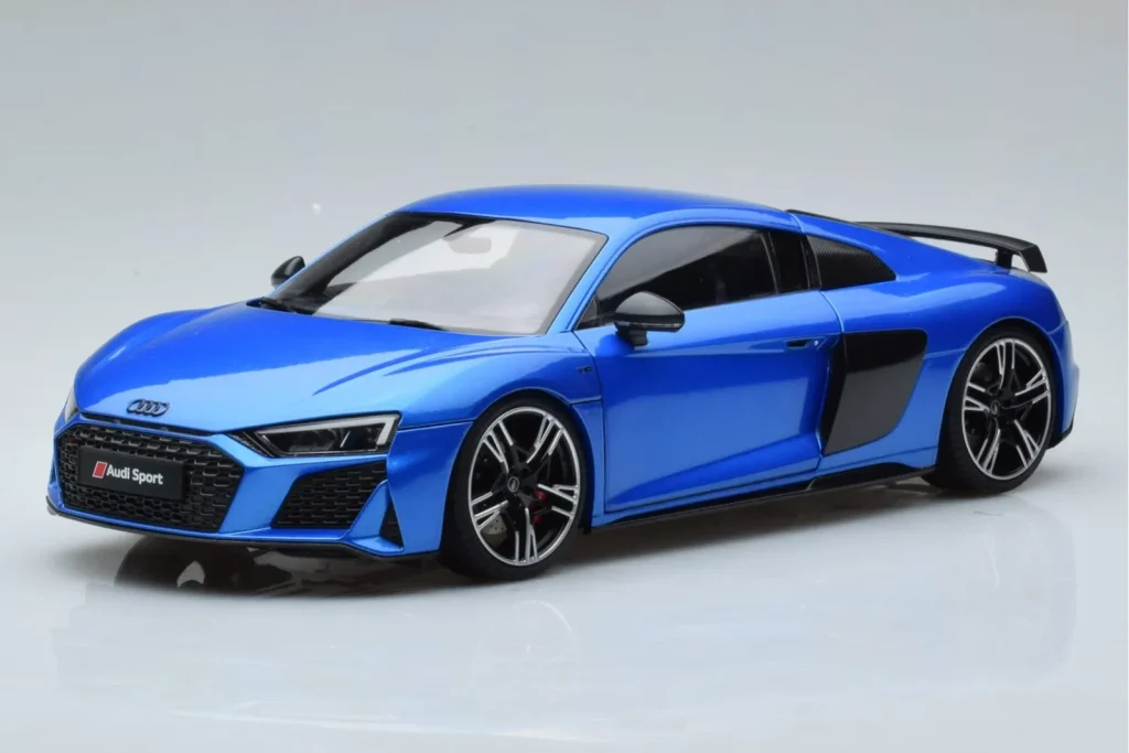 โมเดลรถ 1:18 Audi R8 Performance สีน้ำเงิน Kengfai