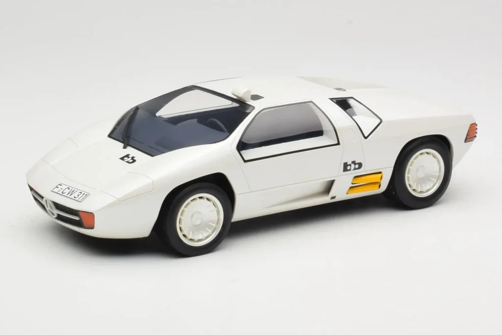 โมเดลรถ 1:18 Mercedes CW311 สีขาวเมทัลลิก BoS Models (มือสอง)