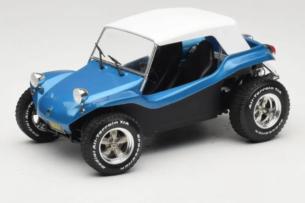 โมเดลรถ 1:18 Meyers Manx Blue Soft Top Solido (มือสอง)