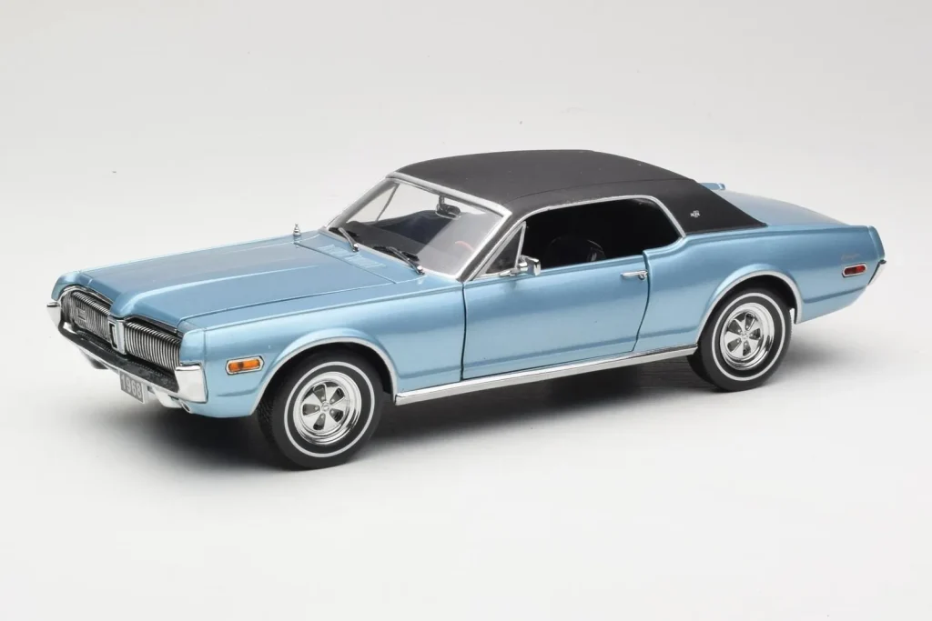 โมเดลรถ 1:18 Mercury Cougar XR-7 สีน้ำเงิน Sun Star (มือสอง)
