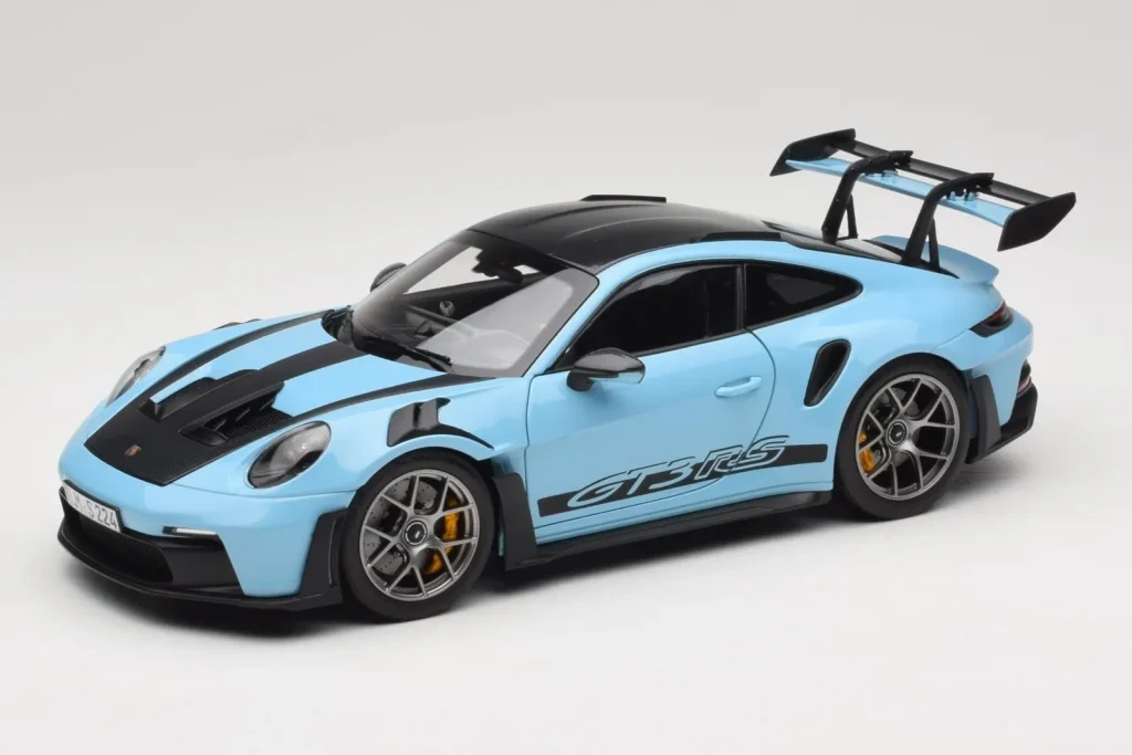 โมเดลรถ 1:18 Porsche 911 992 GT3 RS Weissach Pack Gulf สีน้ำเงิน Norev