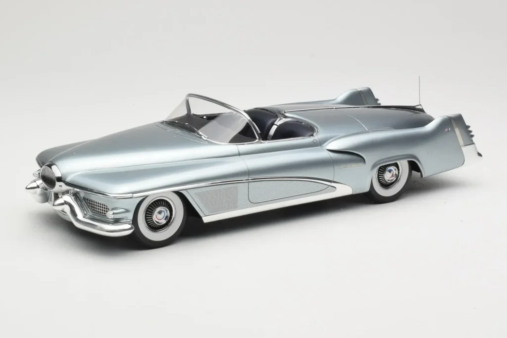 Model 1:18 Buick Le Sabre Concept Light Blue Metallic BoS Models