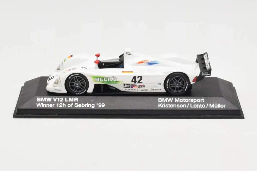 โมเดลรถ 1:43 BMW V12 LMR LMP1 #42 J. Müller / J. Lehto 24 Hours of Le Mans ปี 2000 Minichamps (มือสอง)