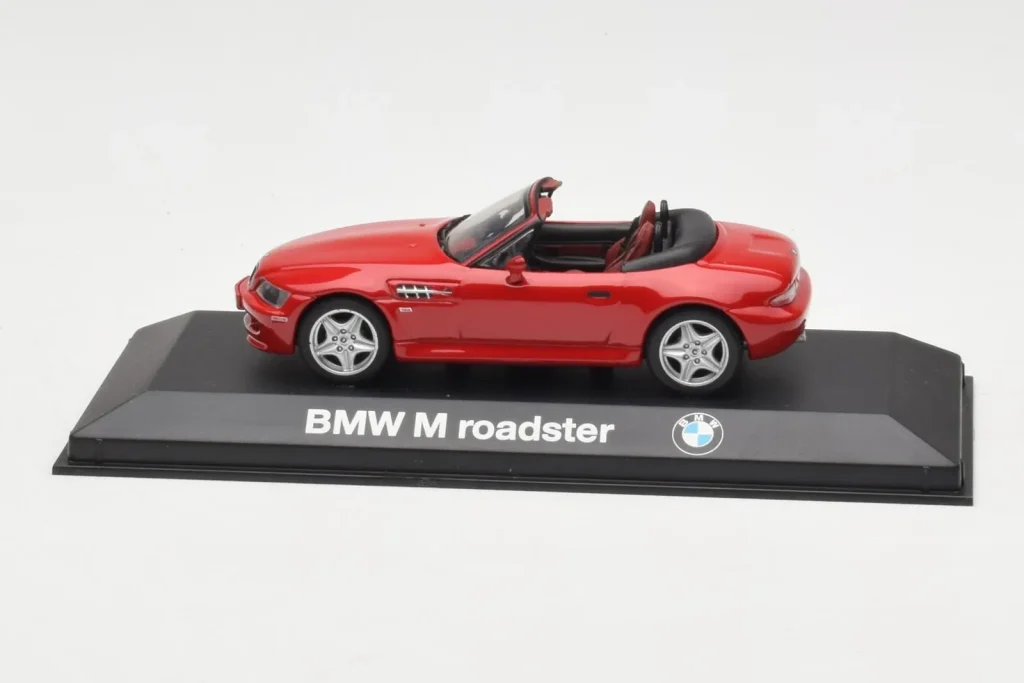 车型 1:43 BMW Z3 Roadster 2.8 红色 Minichamps