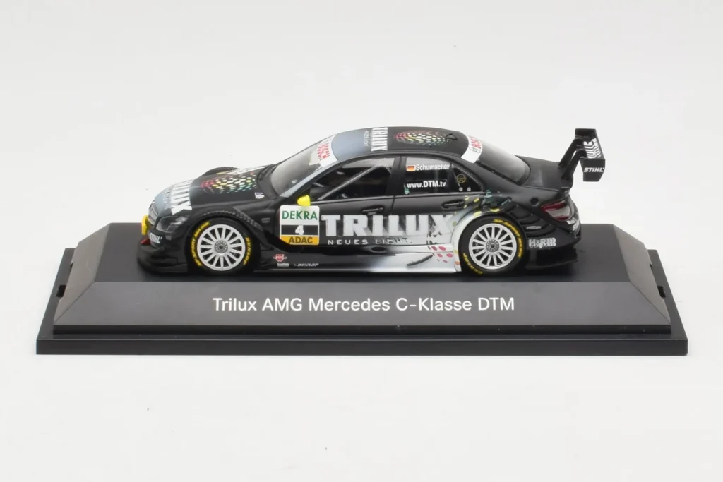 โมเดลรถ 1:43 Mercedes C-Class C204 #4 R. Schumacher HWA DTM ปี 2009 Minichamps (มือสอง)