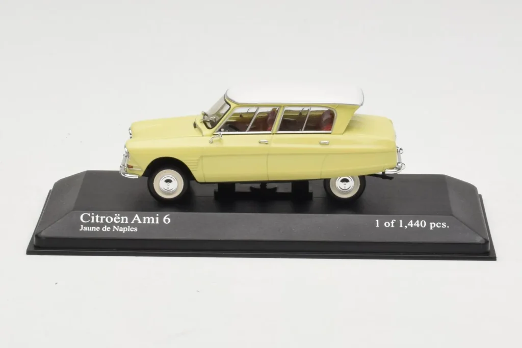 โมเดลรถ 1:43 Citroen Ami 6 Yellow White Minichamps (มือสอง)
