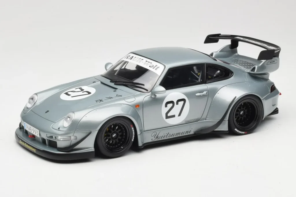 โมเดลรถ 1:18 Porsche 911 993 RWB Yuiitsumuni สีเงิน GT Spirit