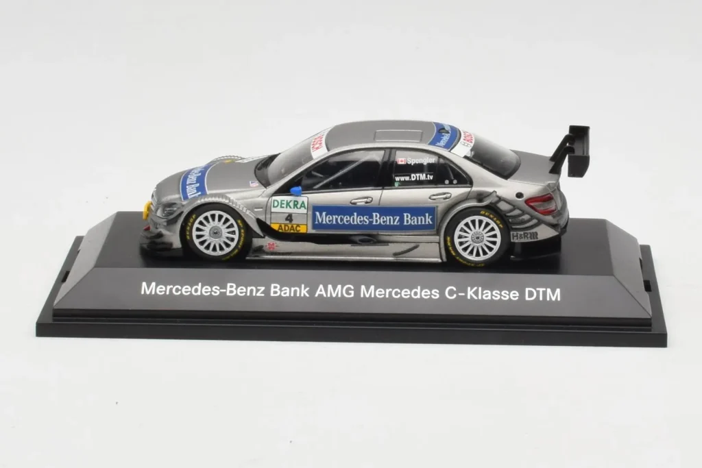 车型 1:43 Mercedes C-Class C204 DTM #4 B. Spengler DTM 年 2010 Minichamps