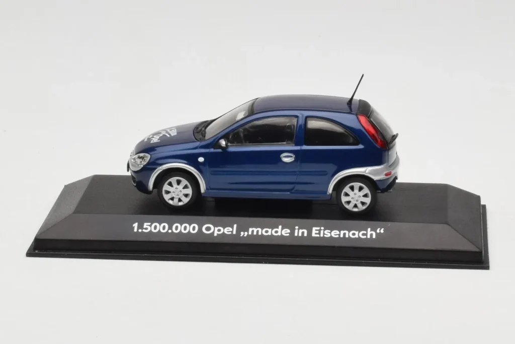 Model 1:43 Opel Corsa C 1.5M Made in Eisenach Minichamps