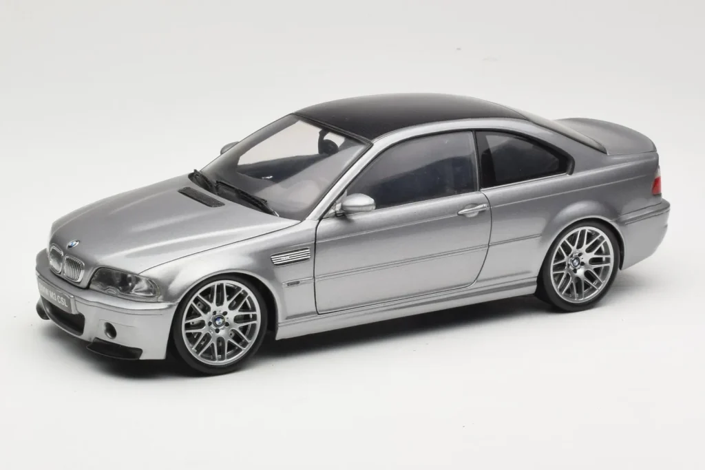 Model 1:18 BMW M3 E46 CSL silver Kyosho