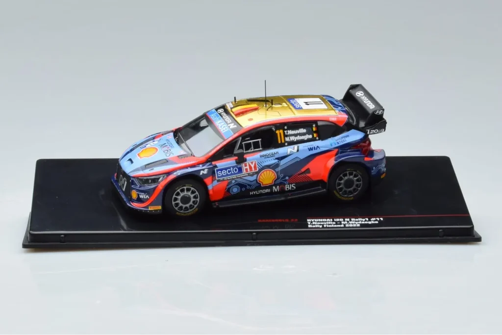 โมเดลรถ 1:43 Hyundai i20 N Rally1 #11 T. Neuville / M. Wydaeghe Rally Finland ปี 2022 IXO