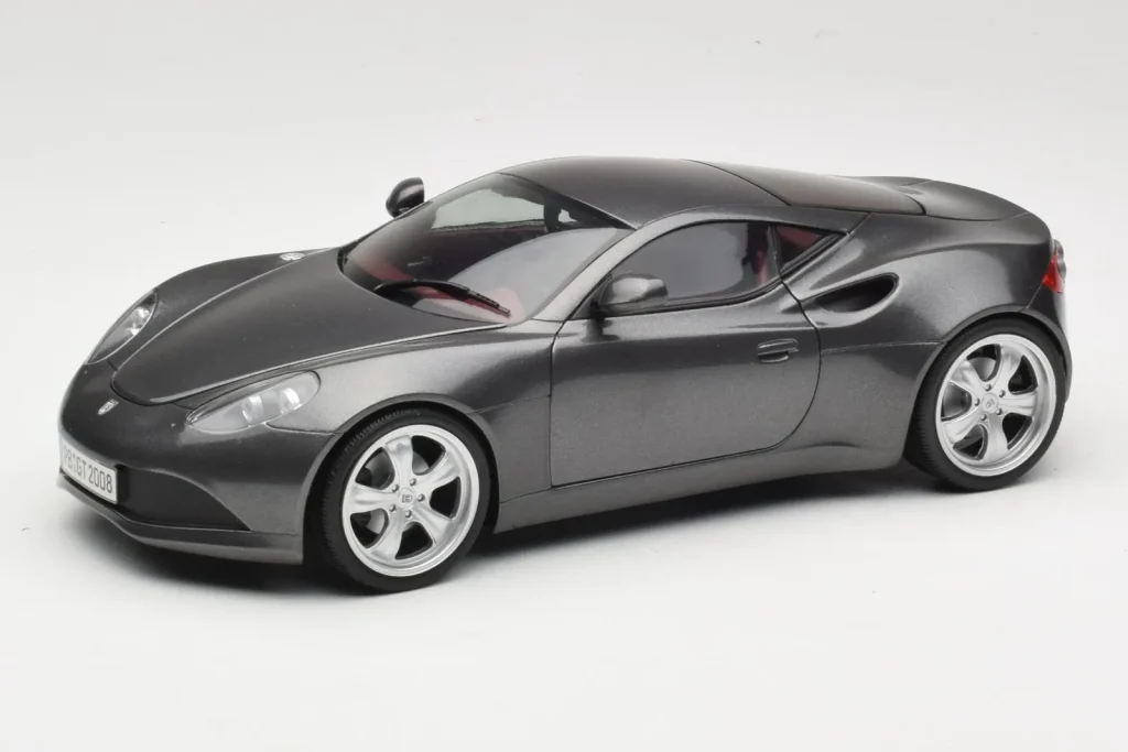 โมเดลรถ 1:18 Artega GT สีเทาเมทัลลิก Revell (มือสอง)