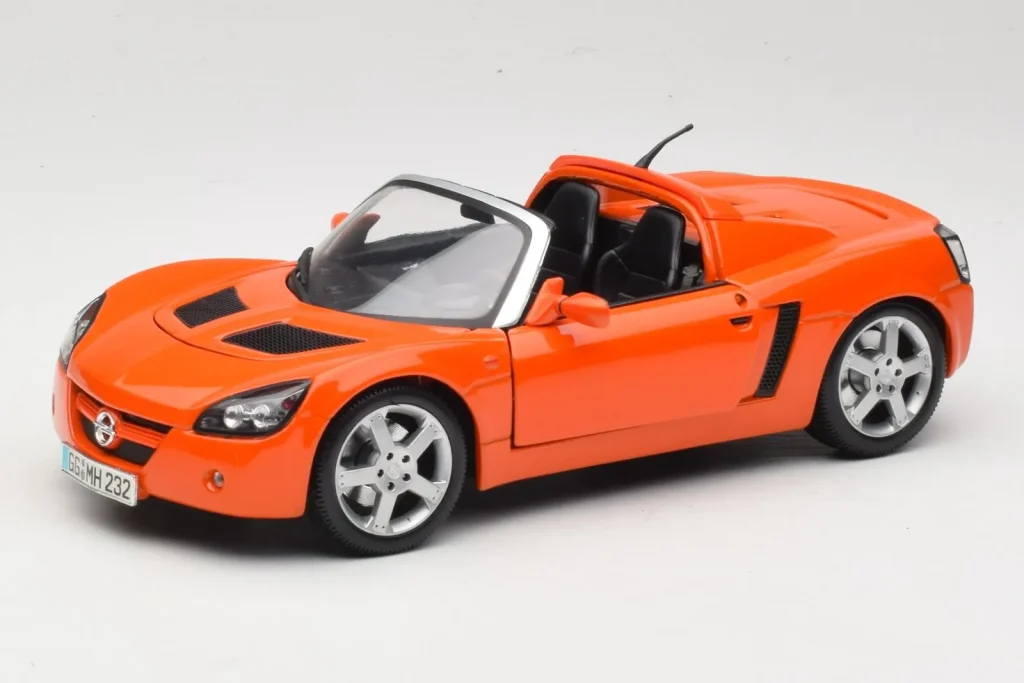 โมเดลรถ 1:18 Opel Speedster สีส้ม Maisto (มือสอง)