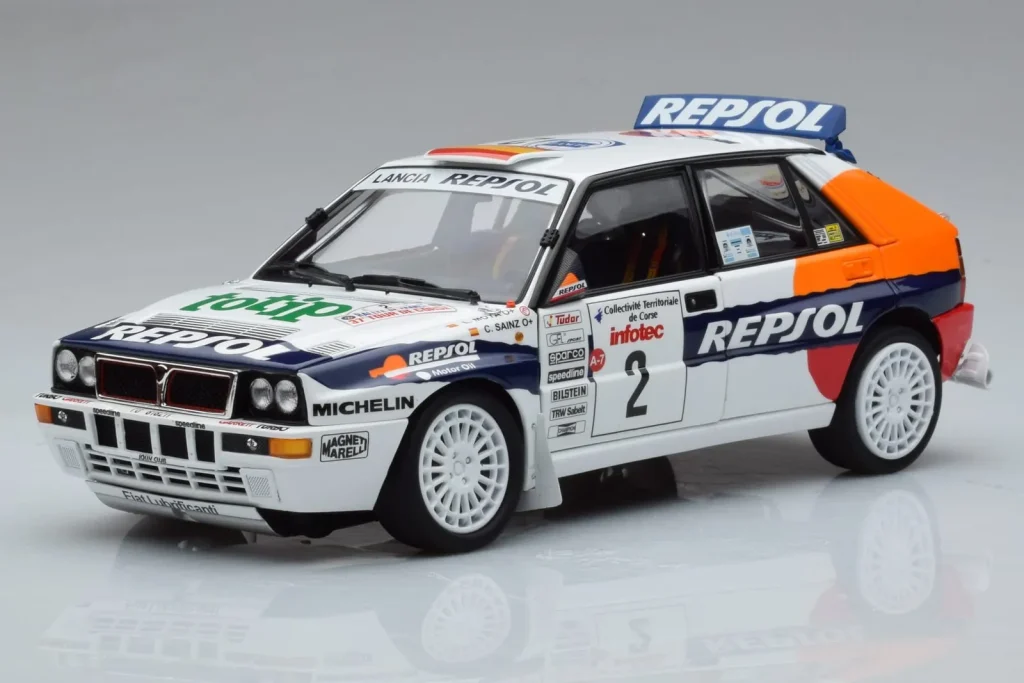 Model 1:18 Lancia Delta HF Integrale Evoluzione #2 C. Sainz / L. Moya Tour de Corse year 1993 Kyosho