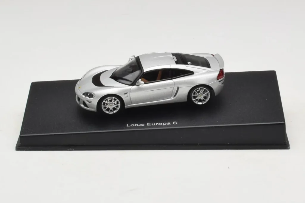 Model 1:43 Lotus Europa S AUTOart