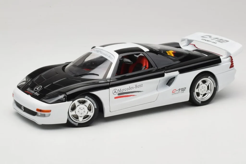 โมเดลรถ 1:18 Mercedes C112 Sport White & Black Guiloy (มือสอง)