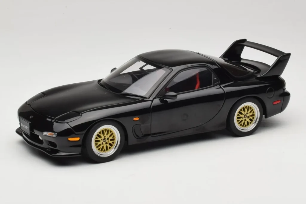 车型 1:18 Mazda RX-7 FD Tuned Version Brilliant 黑色 AUTOart