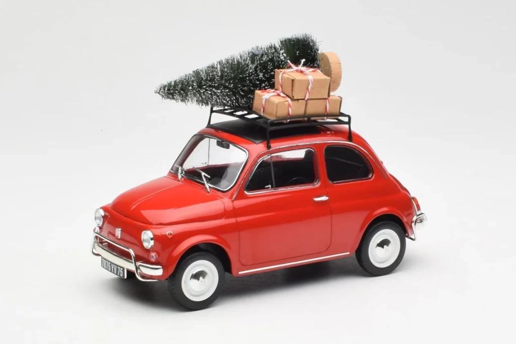 Model 1:18 Fiat 500 L Red Christmas Norev