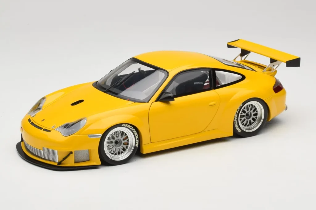 车型 1:18 Porsche 911 996 GT3 RSR Yello ALMS 年 2004 Minichamps