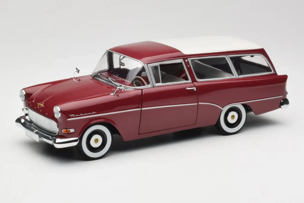 车型 1:18 Opel Rekord P1 Caravan 红色 Minichamps