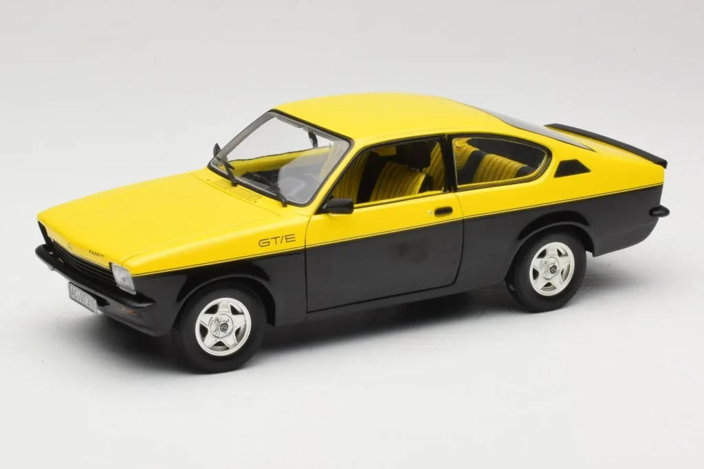 โมเดลรถ 1:18 Opel Kadett C GT/E Yellow & Black Minichamps (มือสอง)