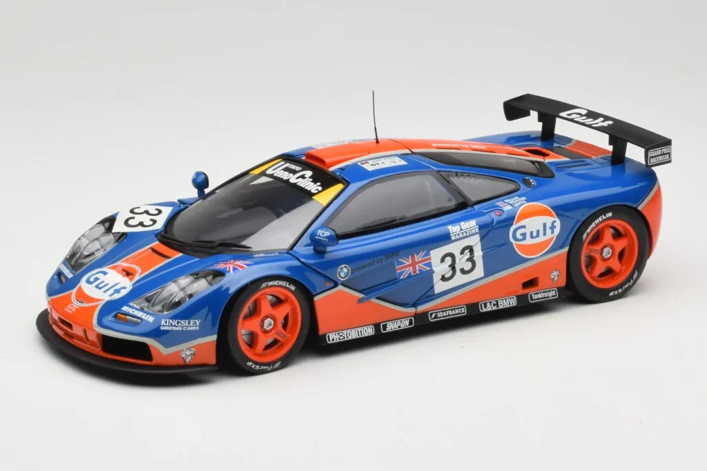 车型 1:18 McLaren F1 GTR Gulf #33 R. Bellm / M. Weaver / J-J. Lehto 24 Hours of Le Mans 年 1996 UT Models