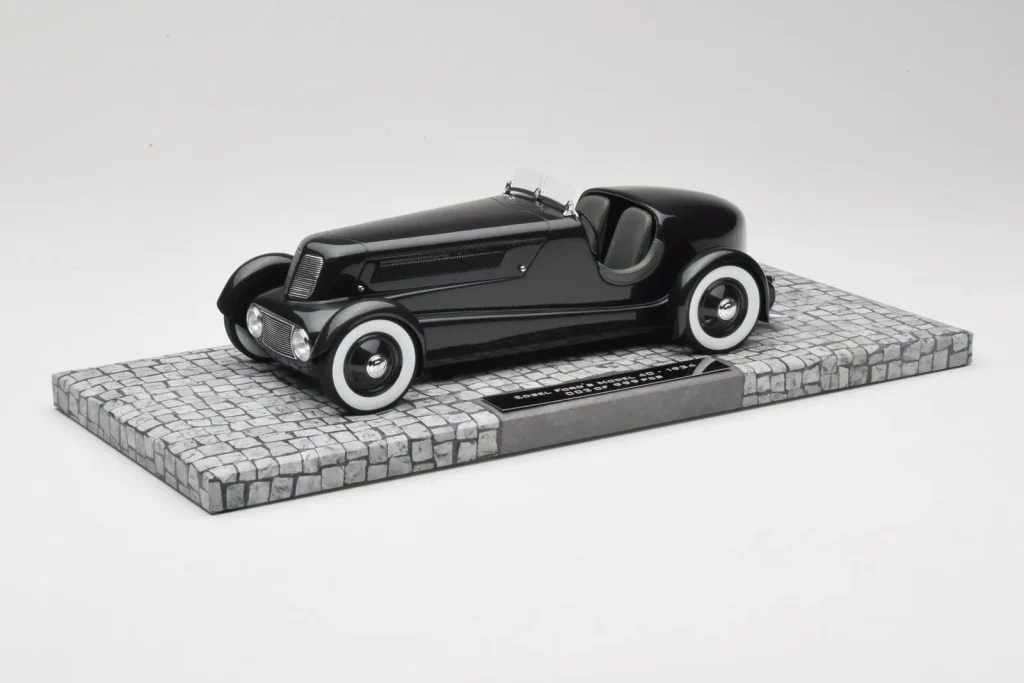 Model 1:18 Edsel Ford Model 40 Special Speedster Grey Minichamps