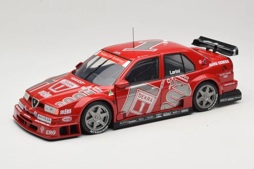 โมเดลรถ 1:18 Alfa Romeo 155 V6 Ti #1 N. Larini DTM ปี 1994 UT Models (มือสอง)