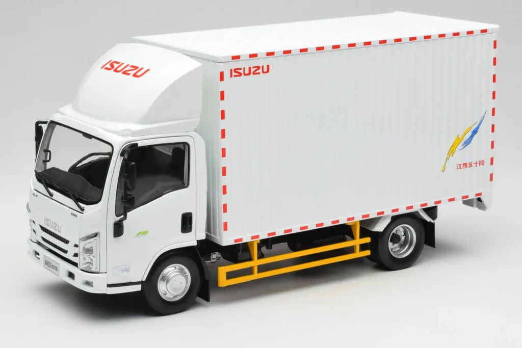 โมเดลรถ 1:18 Isuzu Gulf Truck OEM
