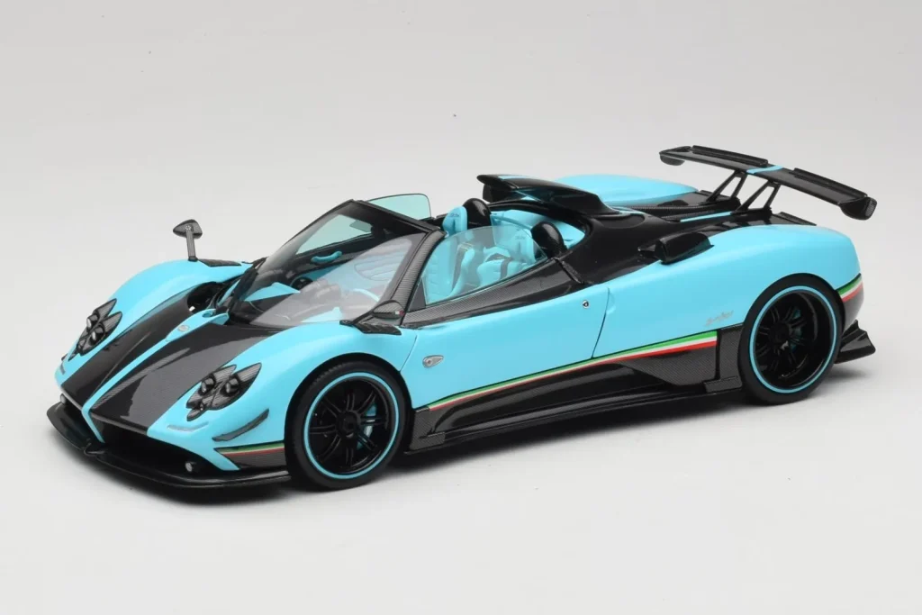 车型 1:18 Pagani Zonda Uno Carbon Light Blue Almost Real