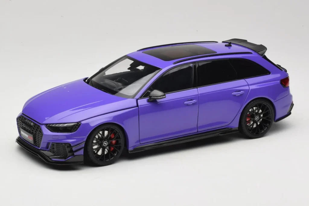 Model 1:18 Audi RS4 B9 Avant Darwin Pro purple Kilo Works