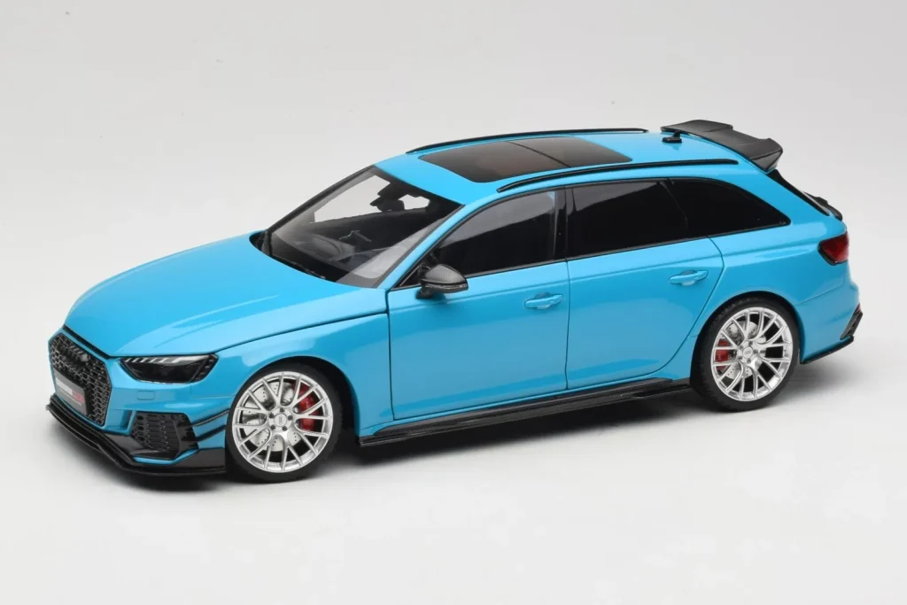 Model 1:18 Audi RS4 B9 Avant Darwin Pro blue Kilo Works