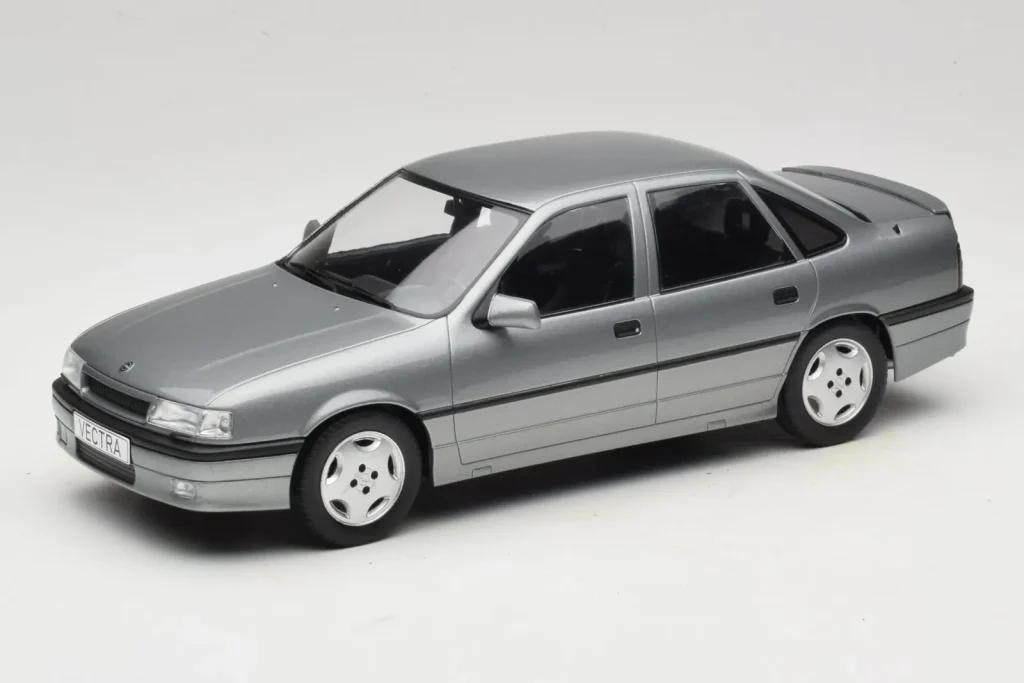 โมเดลรถ 1:18 Opel Vectra A 16V Dark Grey ปี 2000 MCG