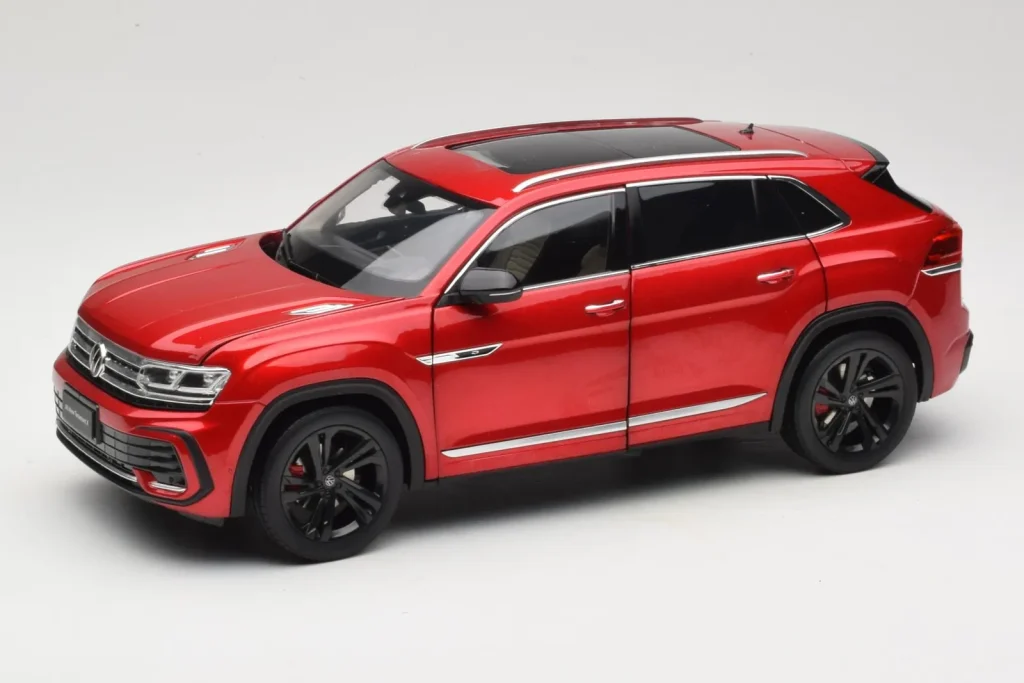 โมเดลรถ 1:18 Volkswagen Terramont สีแดง OEM