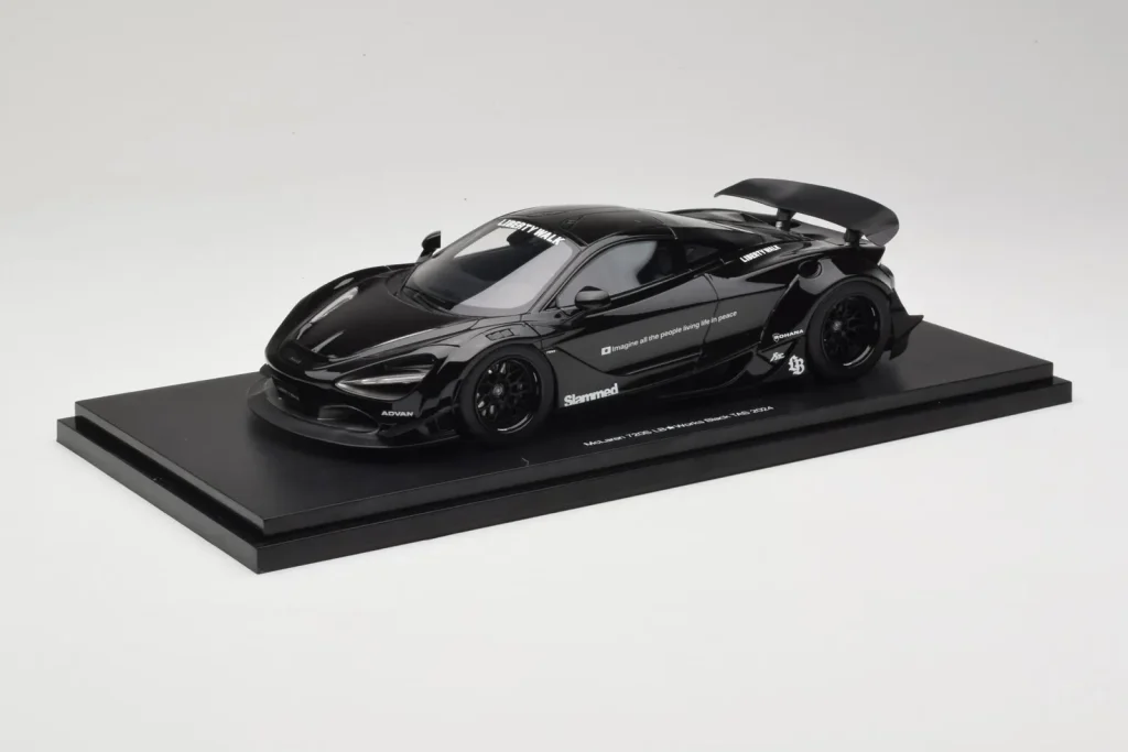 Model 1:18 McLaren 720S Liberty Walk Black TopSpeed