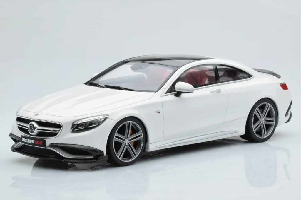 车型 1:18 Mercedes Brabus 900 S-Class C222 Coupe Polar 白色 GT Spirit