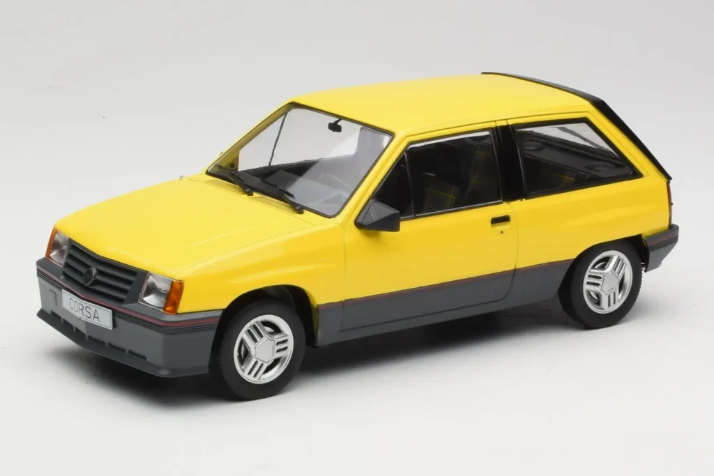 โมเดลรถ 1:18 Opel Corsa A SR สีเหลือง MCG