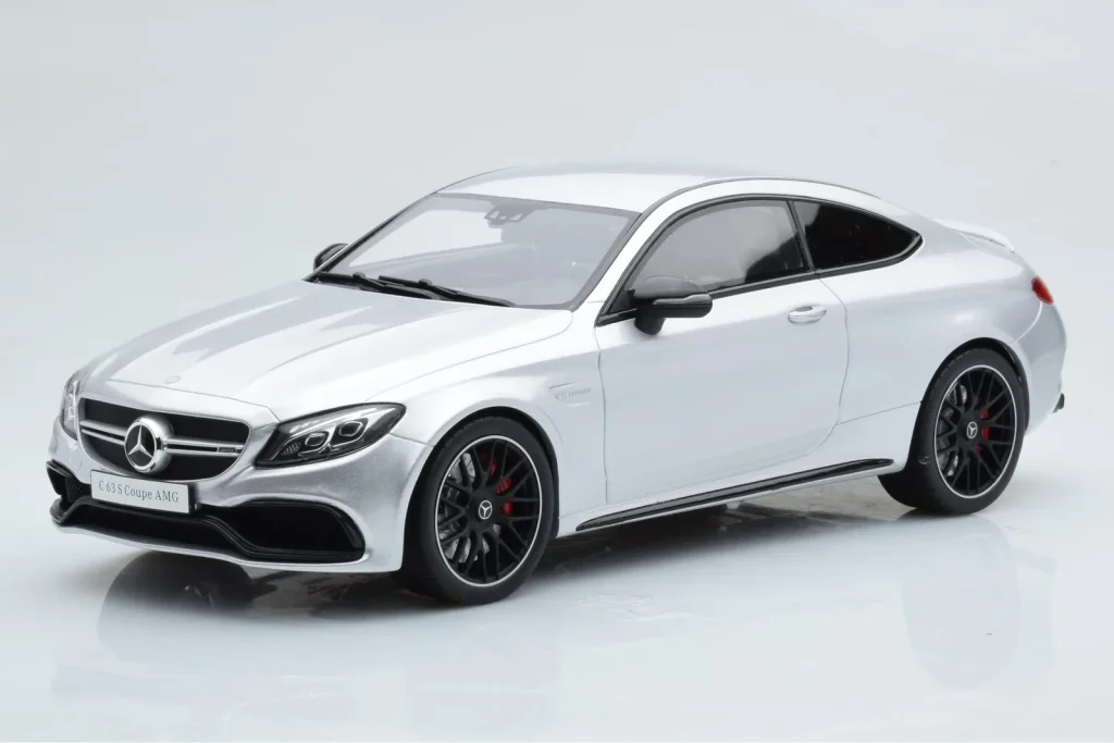 Model 1:18 Mercedes C63S AMG C205 Coupe silver GT Spirit