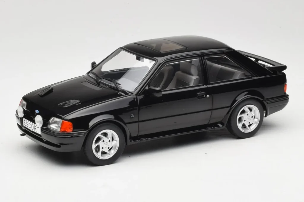 โมเดลรถ 1:18 Ford Escort Mk4 RS Turbo S2 สีดำ MCG